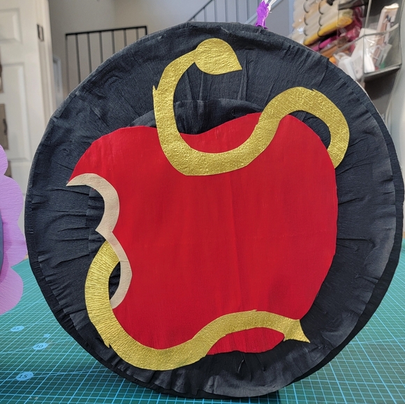 Custom Piñata - Picture 3 of 6